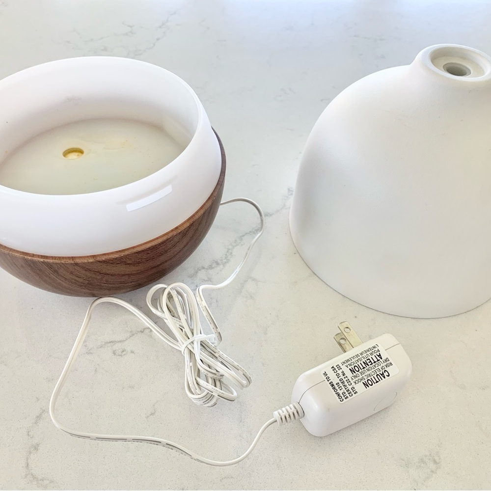 Project 62 Diffuser + 6 Diffuser Essential Oils - Picture 3 of 6